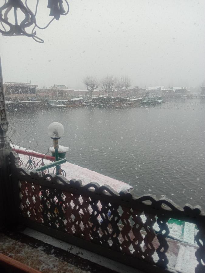 New Bombay Heritage Group Of House Boat Srinagar  Exterior photo